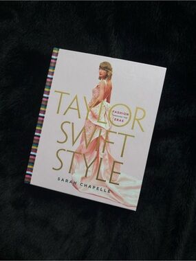 Taylor Swift Style: Fashion Through The Eras Hardcover Book ✨🩷